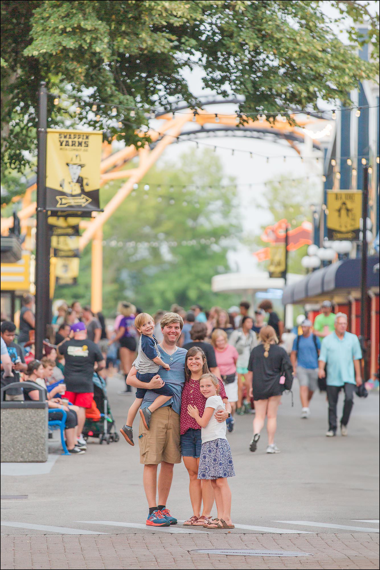 Family Photos at Kennywood Park The Roller Coaster Family XscreamThrills