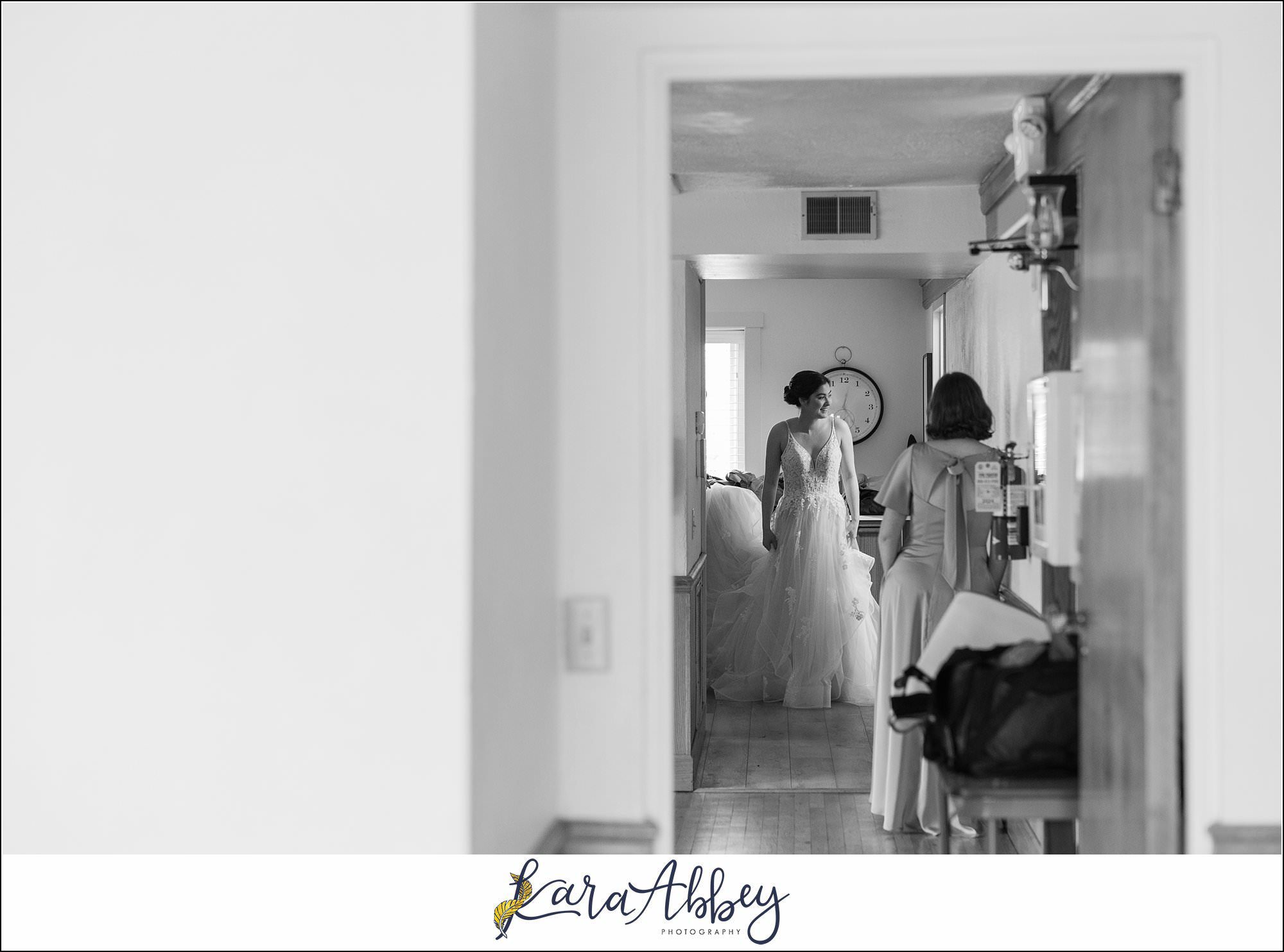 Intimate Spring Robin Hill Center Wedding in Coraopolis, PA