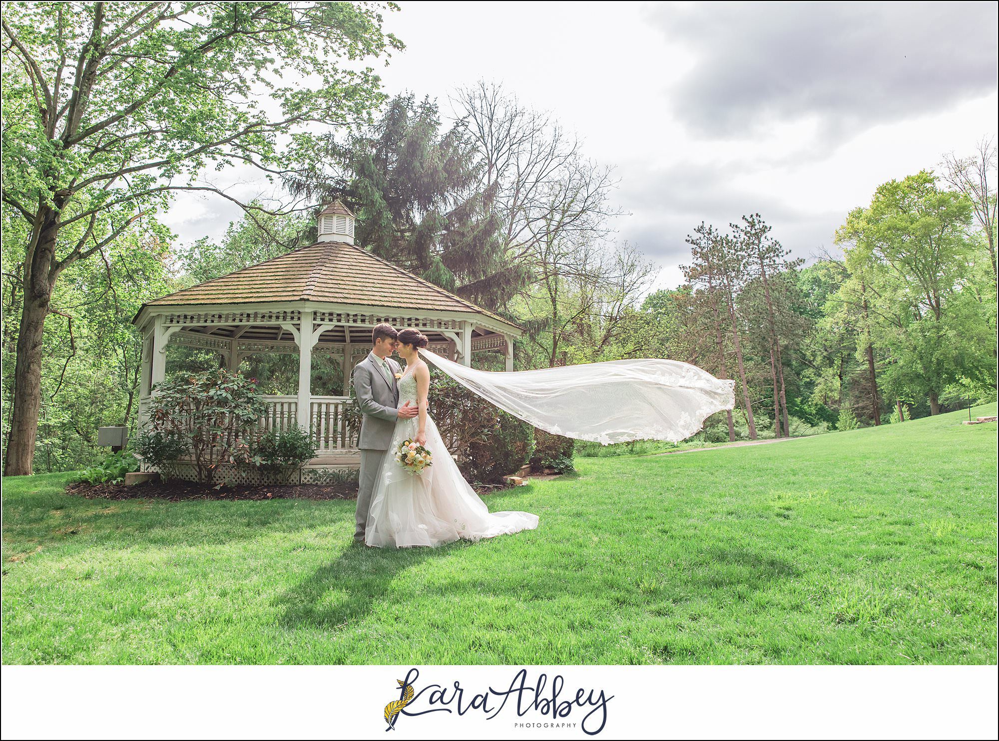 Intimate Spring Robin Hill Center Wedding in Coraopolis, PA