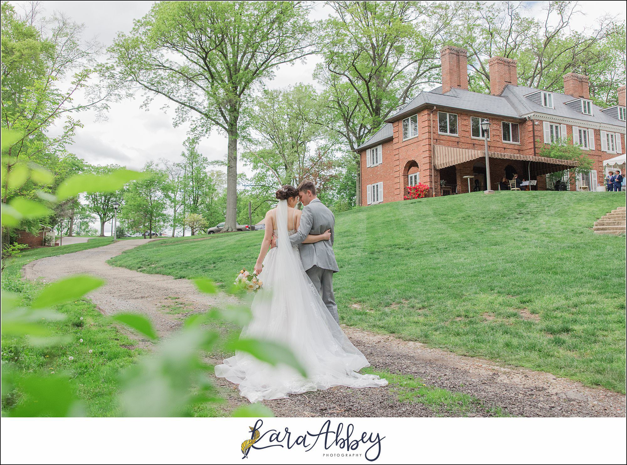 Intimate Spring Robin Hill Center Wedding in Coraopolis, PA