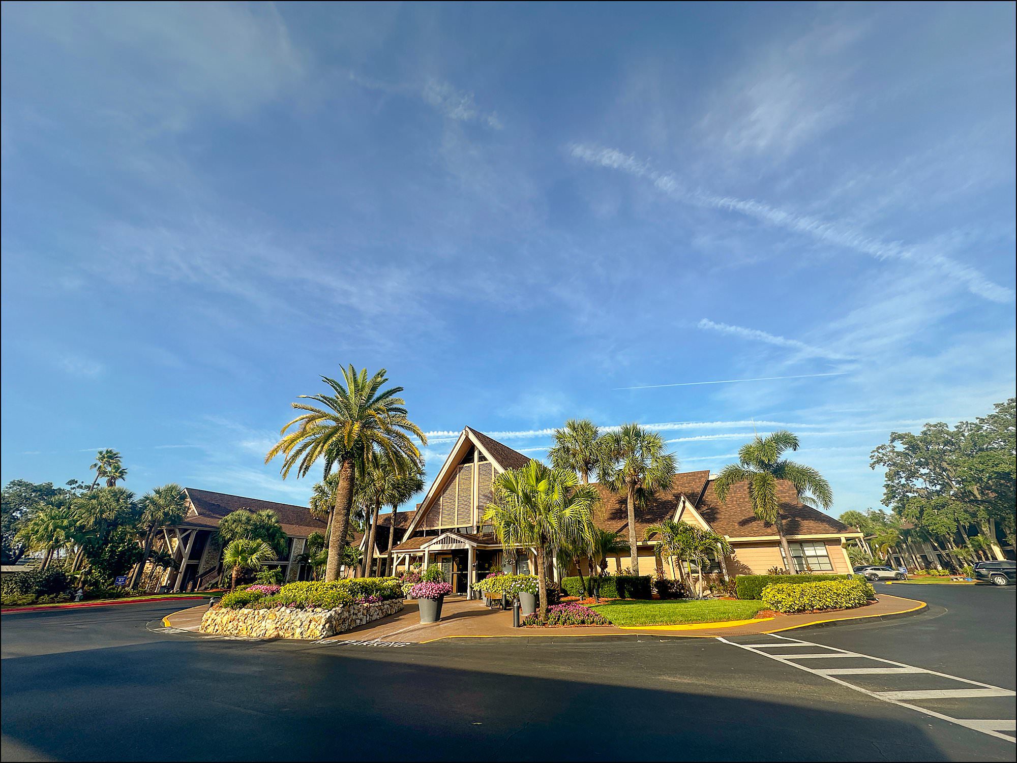 WHERE TO STAY IN CENTRAL FLORIDA: Hilton Vacation Club Polynesian Isles Kissimmee A Full, In-Depth Review