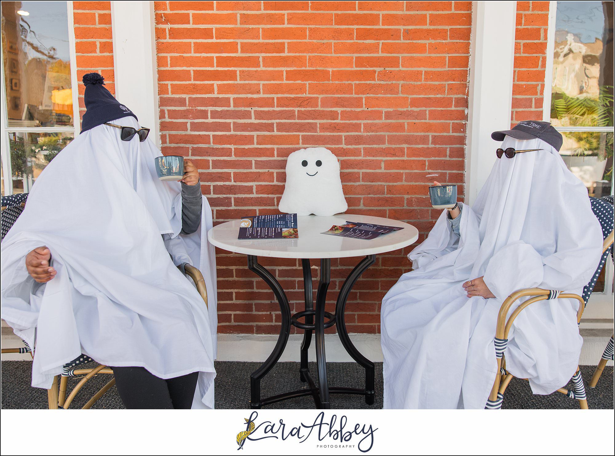 Ghosts at White Tree Cafe and Coffeehouse in Irwin PA
