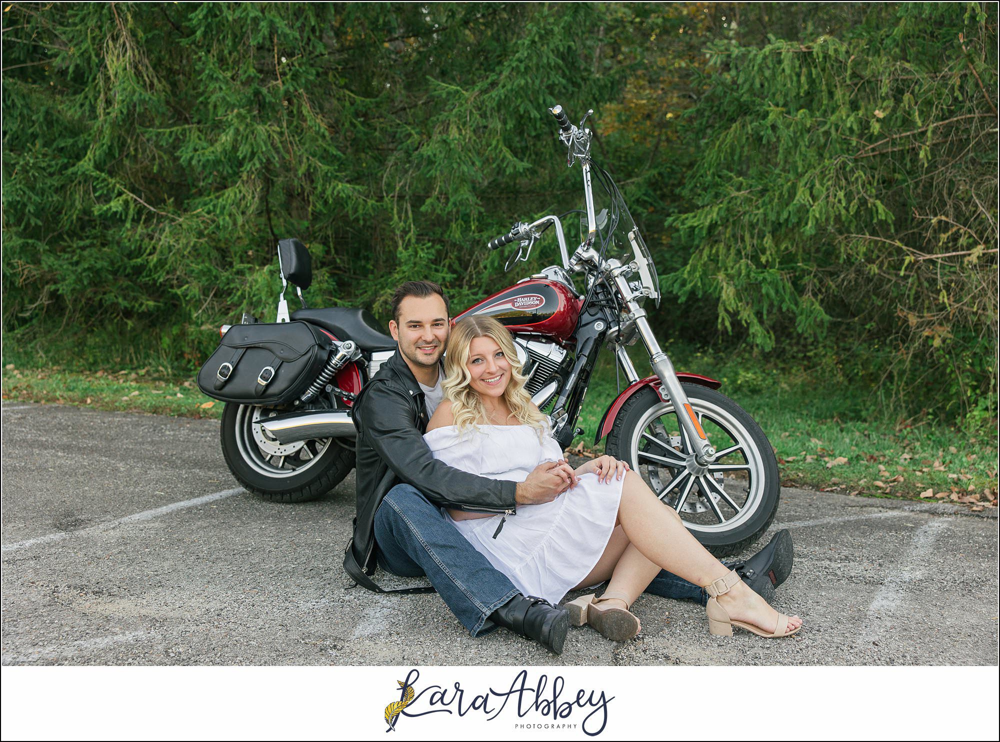 Alyse and Alex Engagement Photos at Twin Lakes Park in Greensburg, PA