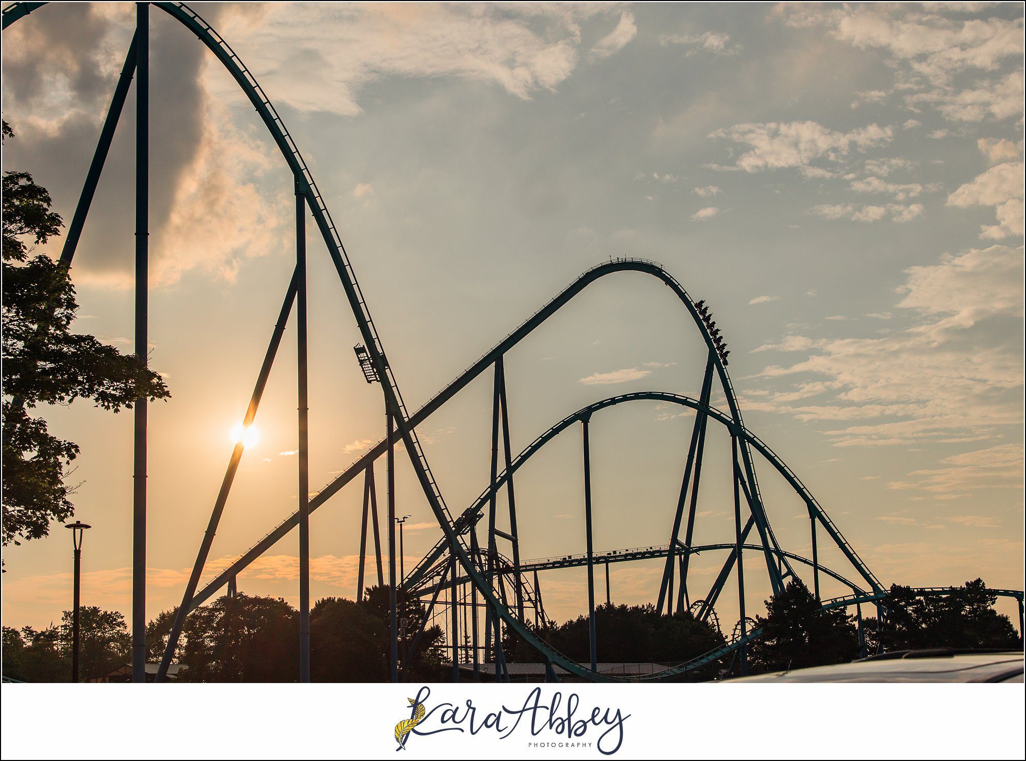 FIRST Visit to Canada's Wonderland (and AlpenFury!)